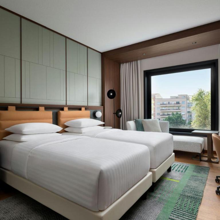 Milan Marriott Hotel - Camera Executive Doppia con Letti Singoli - 1