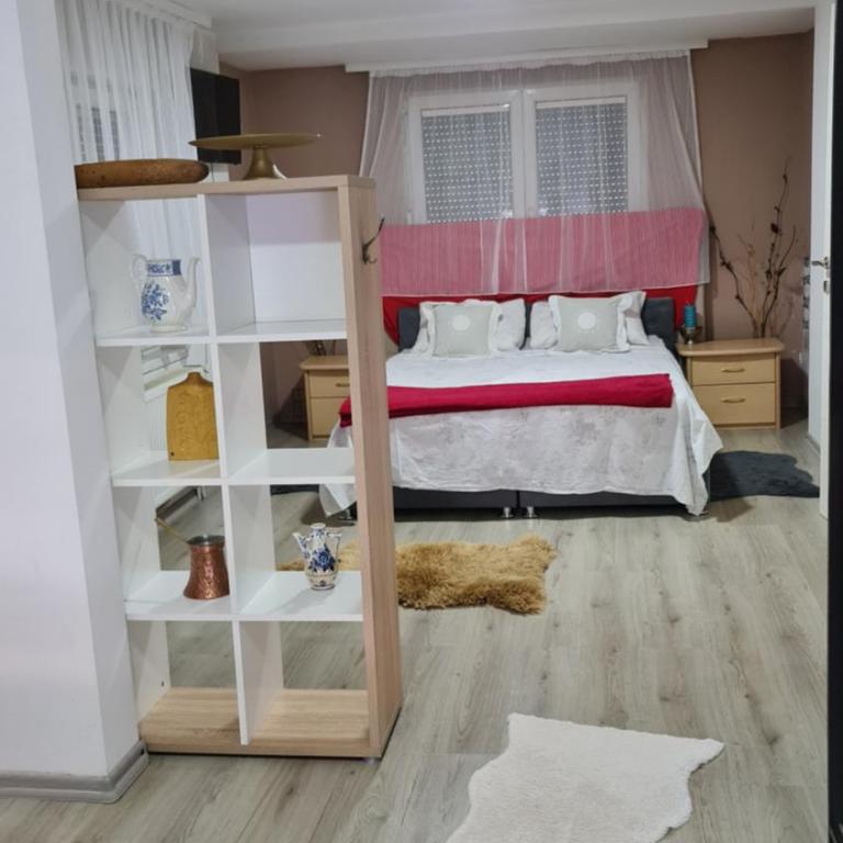 AMAyA 1 - Apartman sa 3 Spavaće Sobe i Balkonom - 12