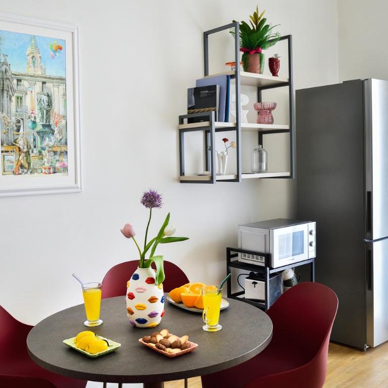 Le Leggende di Casa Università - Appartamento con 2 Camere da Letto e Vista Città - 5