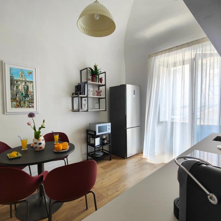 Le Leggende di Casa Università - Appartamento con 2 Camere da Letto e Vista Città - 7