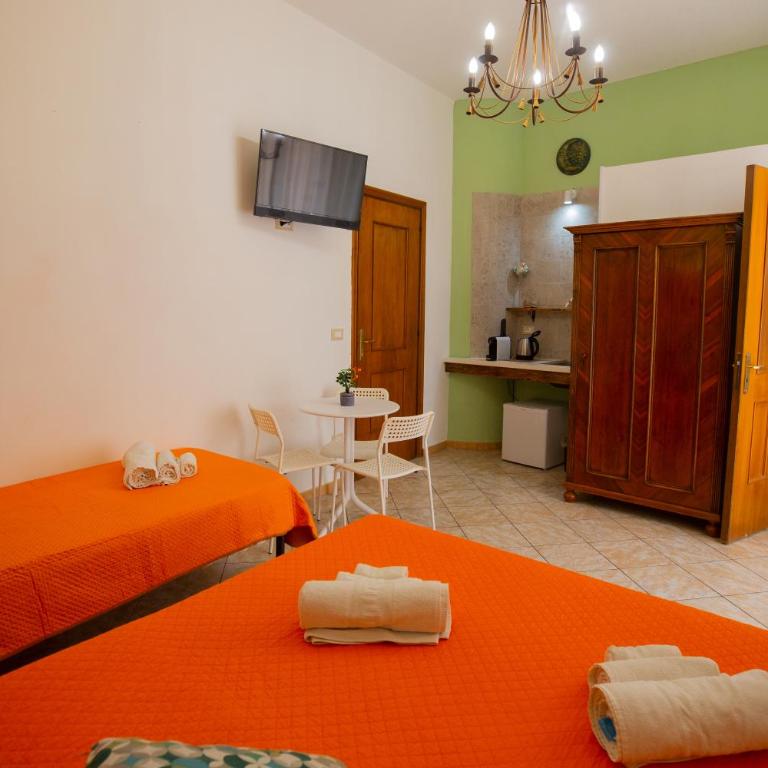 Imperium - Deluxe Double Room with Extra Bed - 10