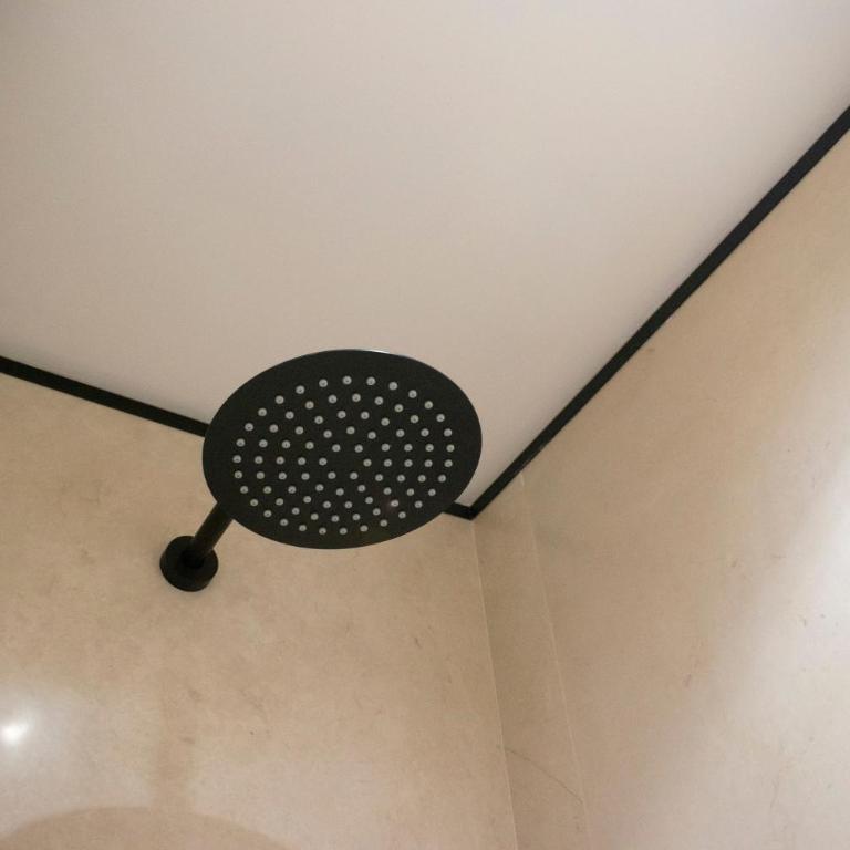 Kalinifta Rooms Luxury Style - Camera King Deluxe - 18