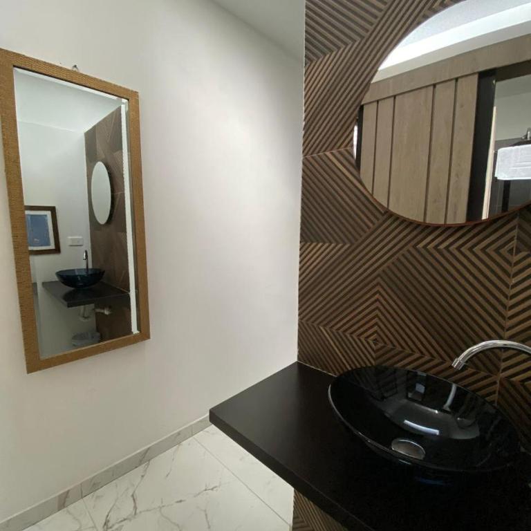 El Solar Casa Hotel - Habitación Triple con baño privado externo - 2