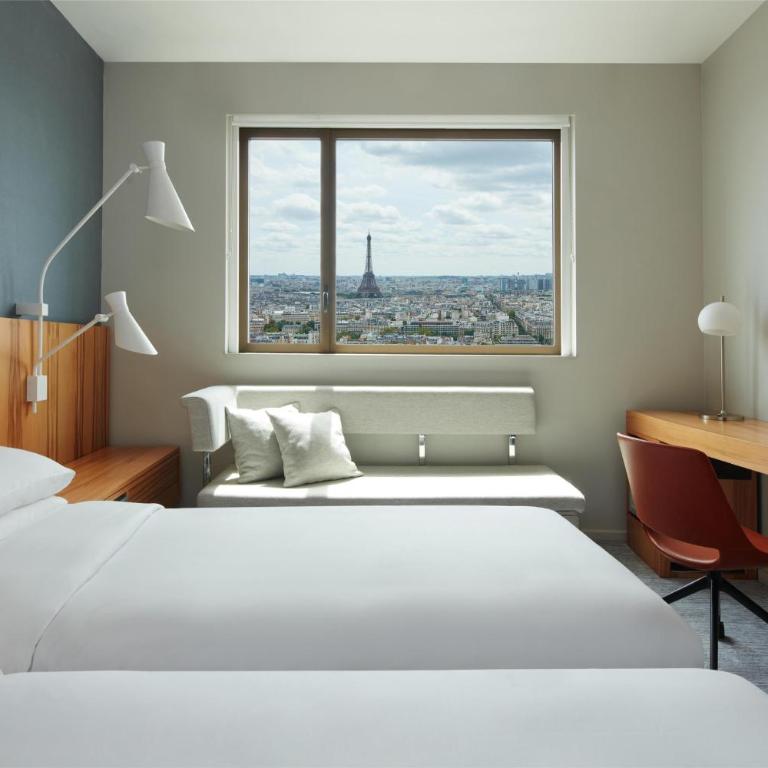Hyatt Regency Paris Etoile - Twin Room with Eiffel Tower View - High Floor/Club Access - 3