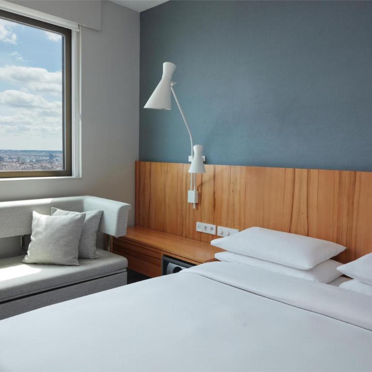 Hyatt Regency Paris Etoile - King Room with Eiffel Tower View - High Floor/Club Access - 5