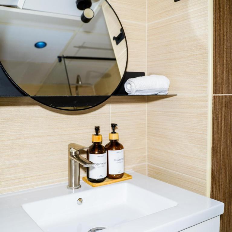 Happy Apartments Valencia - Studio (2 Adults) - 3