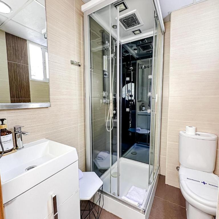 Happy Apartments Valencia - One-Bedroom Apartment (4 Adults) - 21