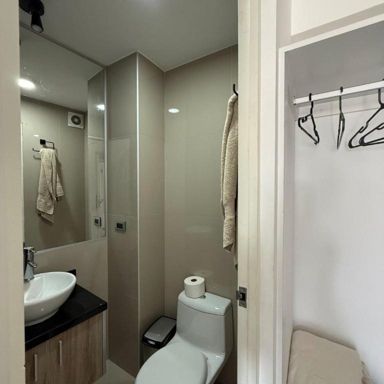 Modern 3BR 2Bath Apt w Pool Grill Zone Miraflores - Apartamento de 3 dormitorios - 8