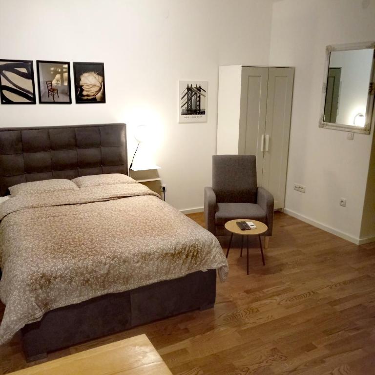 Sleep&Fly 1 Belgrade - One-Bedroom Apartment - 3