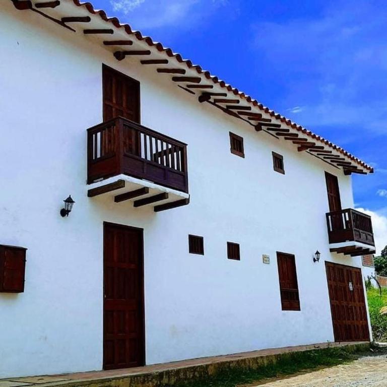 Apartamento Central Con Garaje - Barichara - Apartamento de 2 dormitorios - 20
