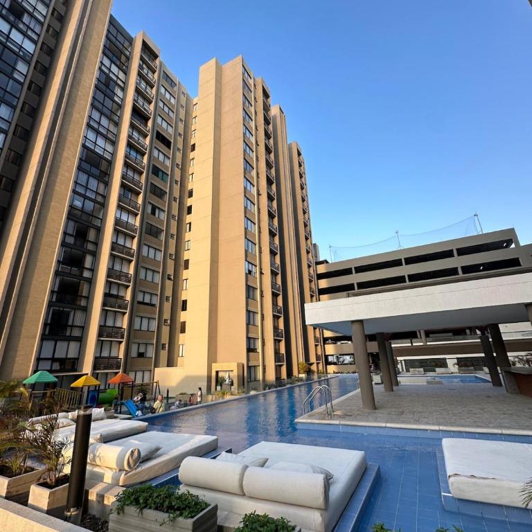 Luxury loft with home theater & pool, Buenavista top location - Apartamento de 2 dormitorios con balcón y terraza - 10