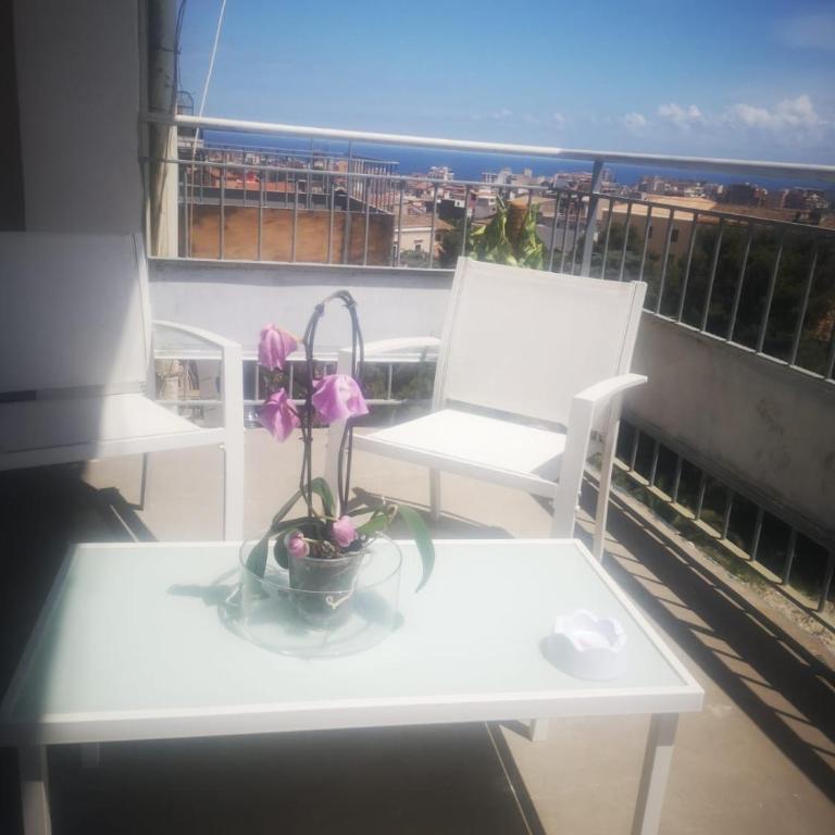 Damablu - Two-Bedroom House - 1