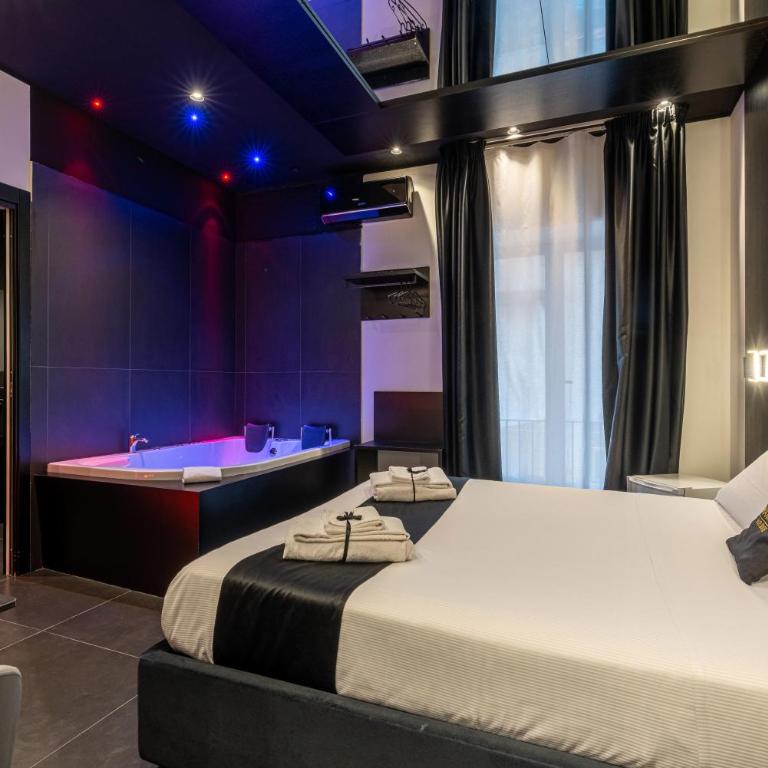 Maximum hub suite&spa - Camera Matrimoniale Deluxe con Vasca - 6