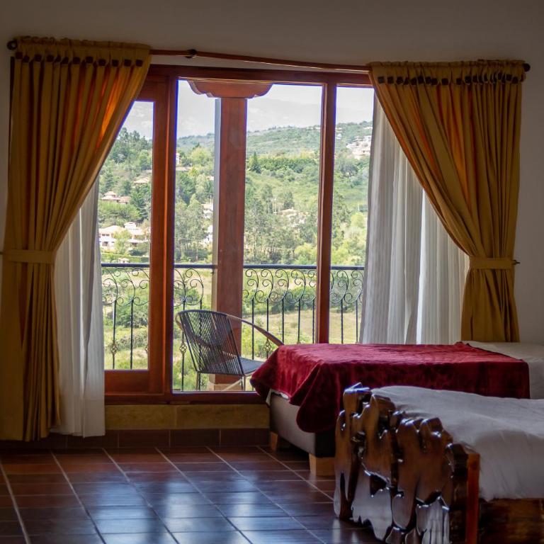 Hotel Campestre Cordillera de los Andes - Habitación Triple con balcón - 2