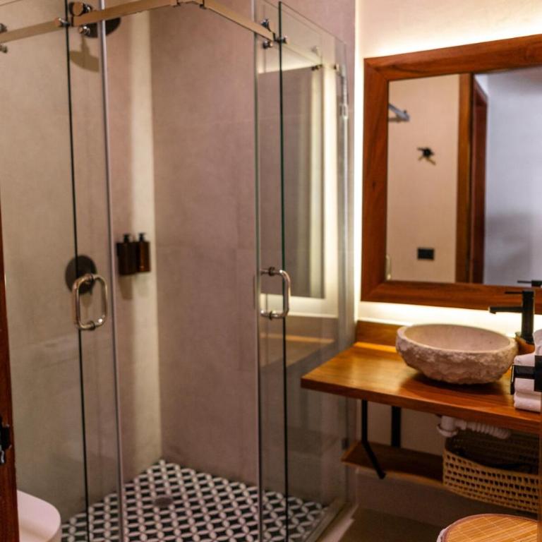 Bali 4BR Villa w Pool, Rooftop Jacuzzi and BBQ - Villa con piscina privada - 4