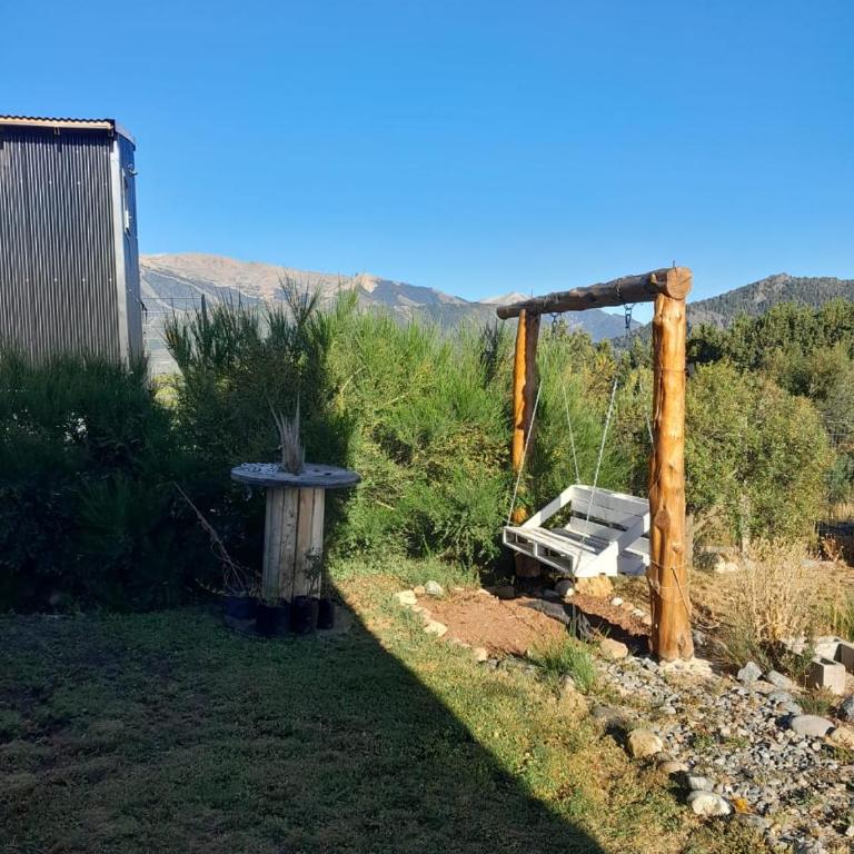 Casa a estrenar con vistas panorámicas a la montaña y quincho con parrilla techada - Casa de 2 dormitorios - 31