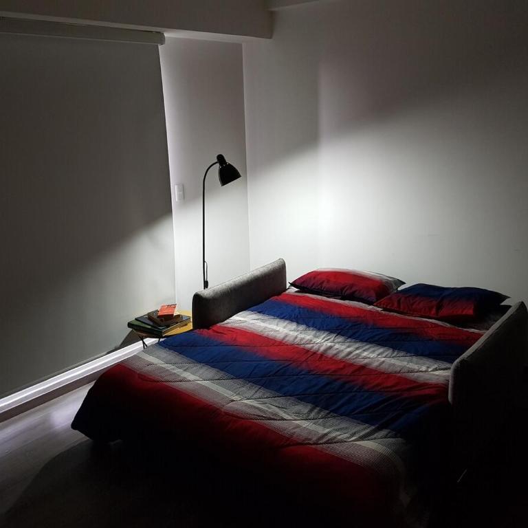Centrally located loft with amazing views of volcanoes - One-Bedroom Apartment - 5