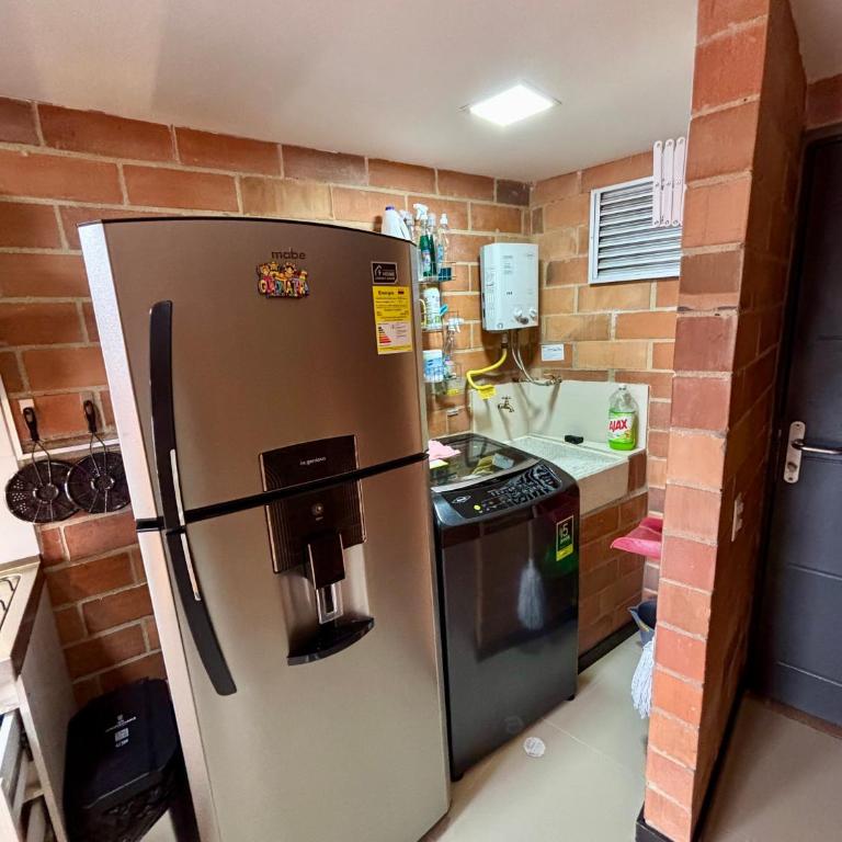 Increíble Apartaestudio Cerca al Centro Comercial Los Molinos - One-Bedroom Apartment - 32