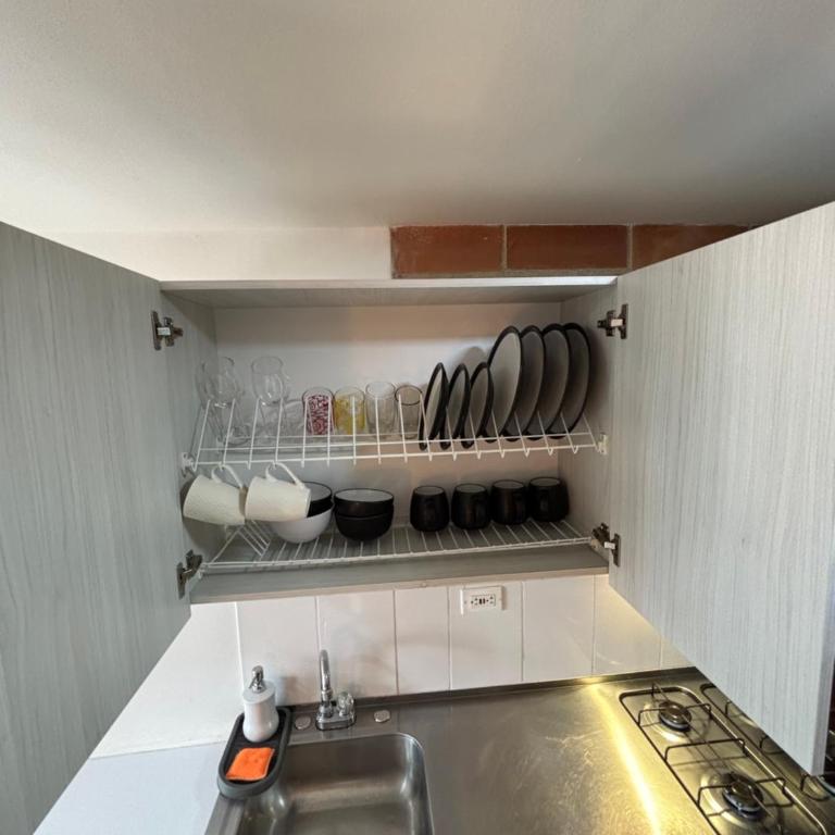 Increíble Apartaestudio Cerca al Centro Comercial Los Molinos - One-Bedroom Apartment - 30