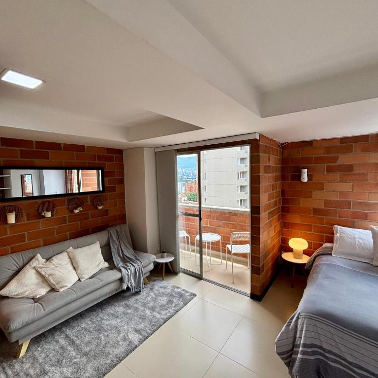 Increíble Apartaestudio Cerca al Centro Comercial Los Molinos - One-Bedroom Apartment - 13