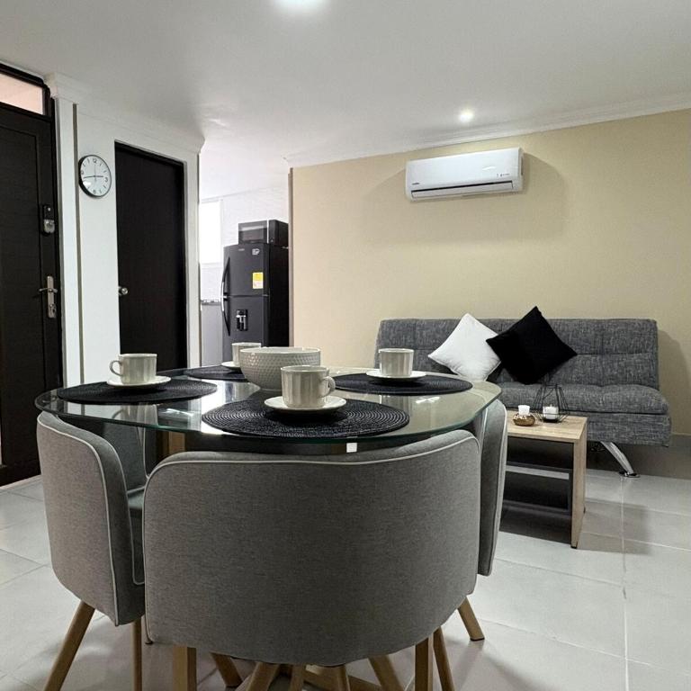 Apartamento en cali, barrio ciudad jardin - Two-Room Apartment - 1