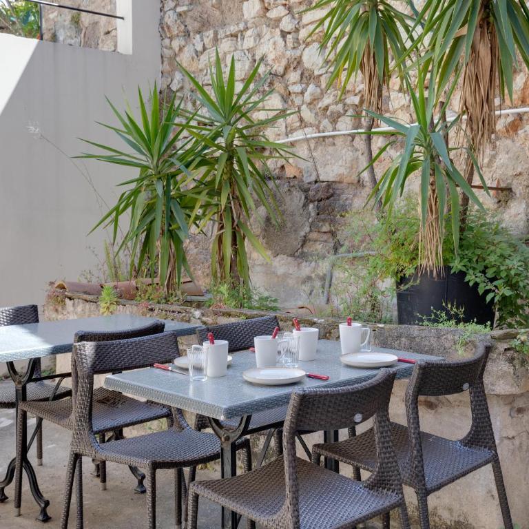 À 1km Plage du Midi et Palais des Festivals - Appartement Centre Cannes avec Cour Extérieur Privée - Apartment mit 1 Schlafzimmer und Terrasse - 12