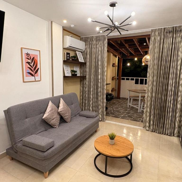 Refugio entre arboles, apartaestudio cerca a holguines, y el club campestre - One-Bedroom Apartment - 8