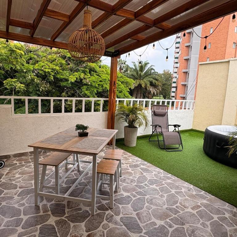 Refugio entre arboles, apartaestudio cerca a holguines, y el club campestre - One-Bedroom Apartment - 10