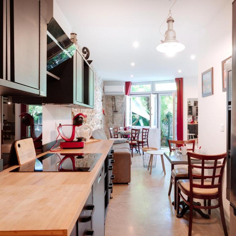 À 1km Plage du Midi et Palais des Festivals - Appartement Centre Cannes avec Cour Extérieur Privée - Apartment mit 1 Schlafzimmer und Terrasse - 6