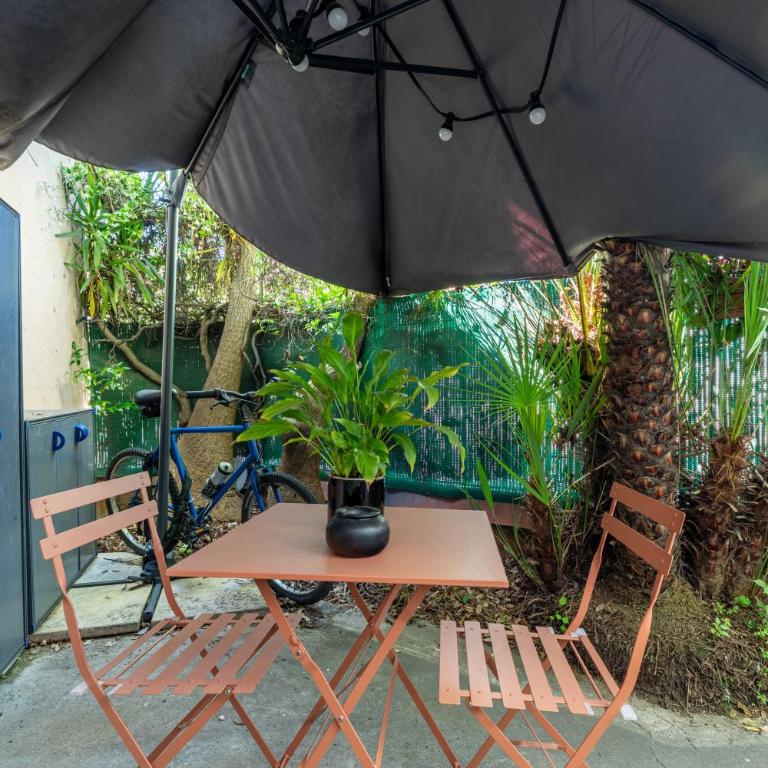 À 1km Plage du Midi et Palais des Festivals - Appartement Centre Cannes avec Cour Extérieur Privée - Apartment mit 1 Schlafzimmer und Terrasse - 17