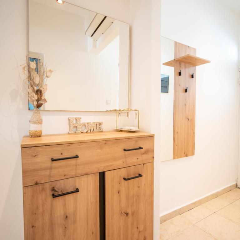 Adriatic Apartment - One-Bedroom Apartment - 25