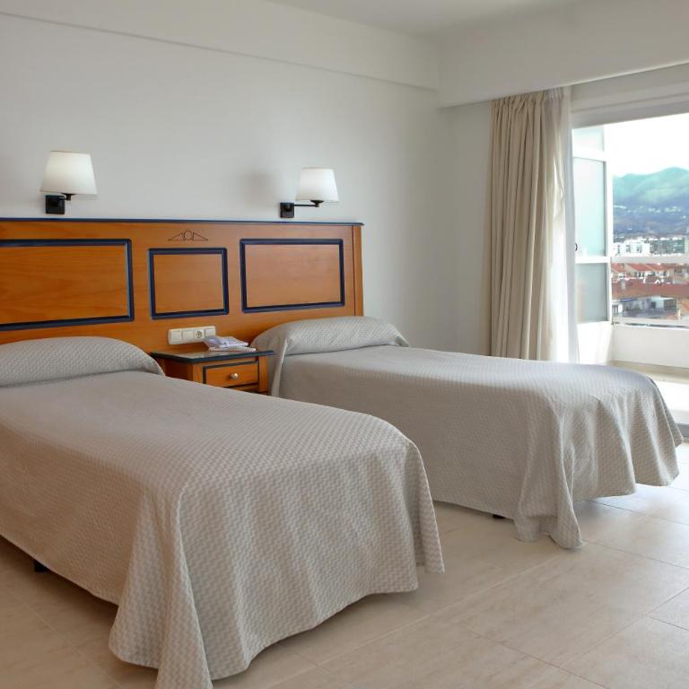 Hotel Apartamentos Pyr Fuengirola - Apartamento Ático - 4