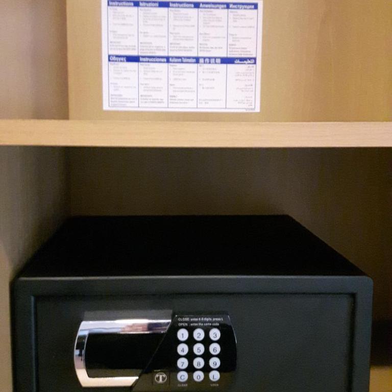 Hotel Azalea - Camera Matrimoniale/Doppia con Letti Singoli con Balcone - 9