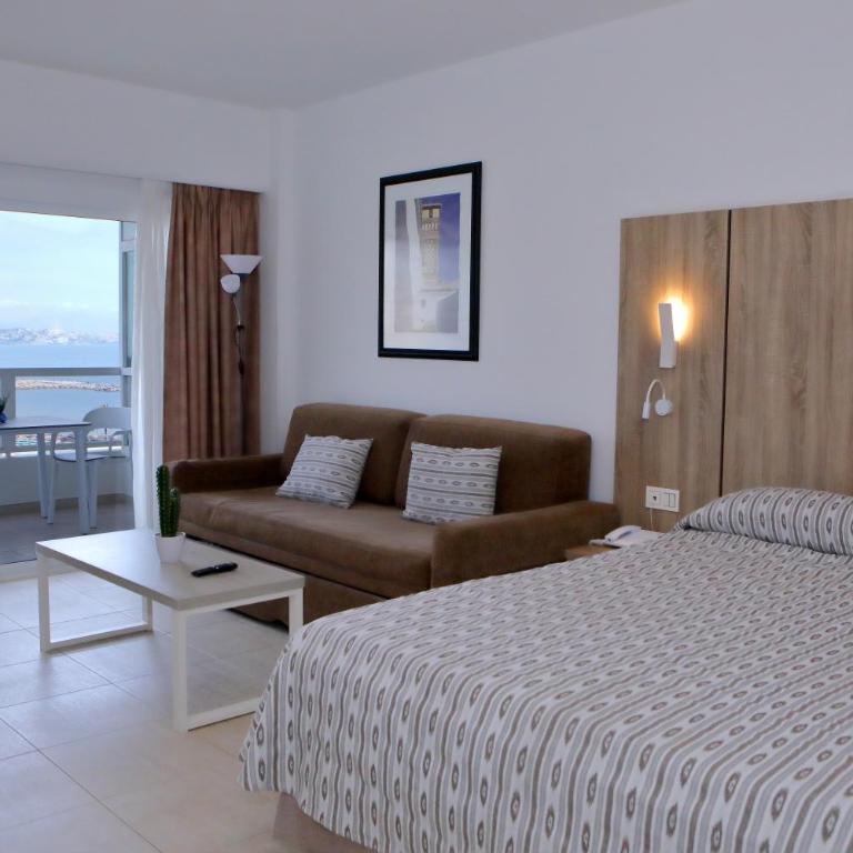 Hotel Apartamentos Pyr Fuengirola - Estudio Superior con vistas parciales al mar - 8