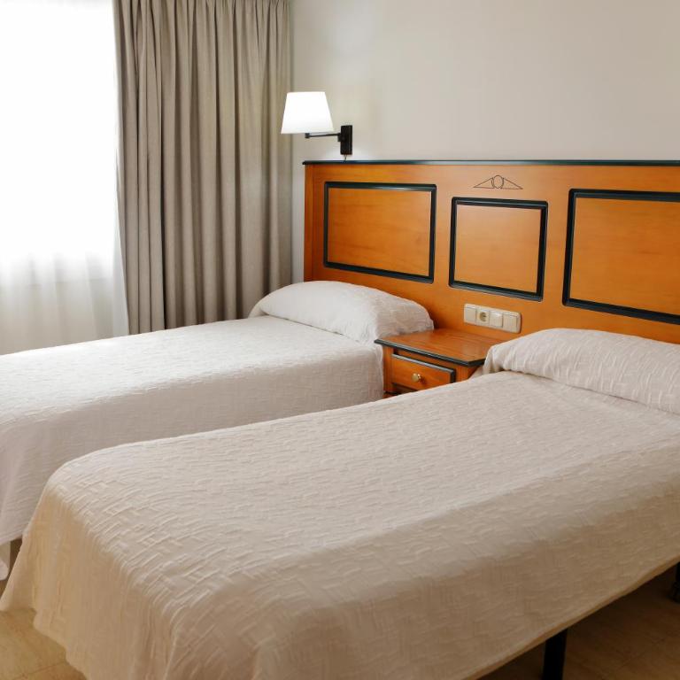 Hotel Apartamentos Pyr Fuengirola - Apartamento de 2 dormitorios con vistas al mar (2-6 adultos) - 6