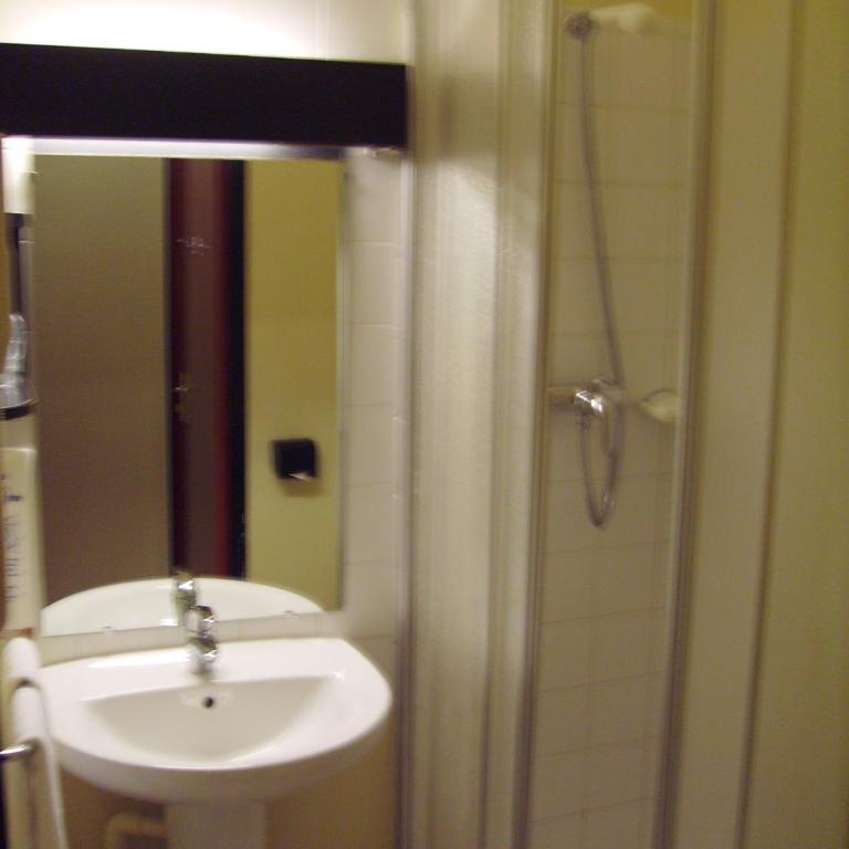 Hotel Elysée - Chambre Double Standard - 11