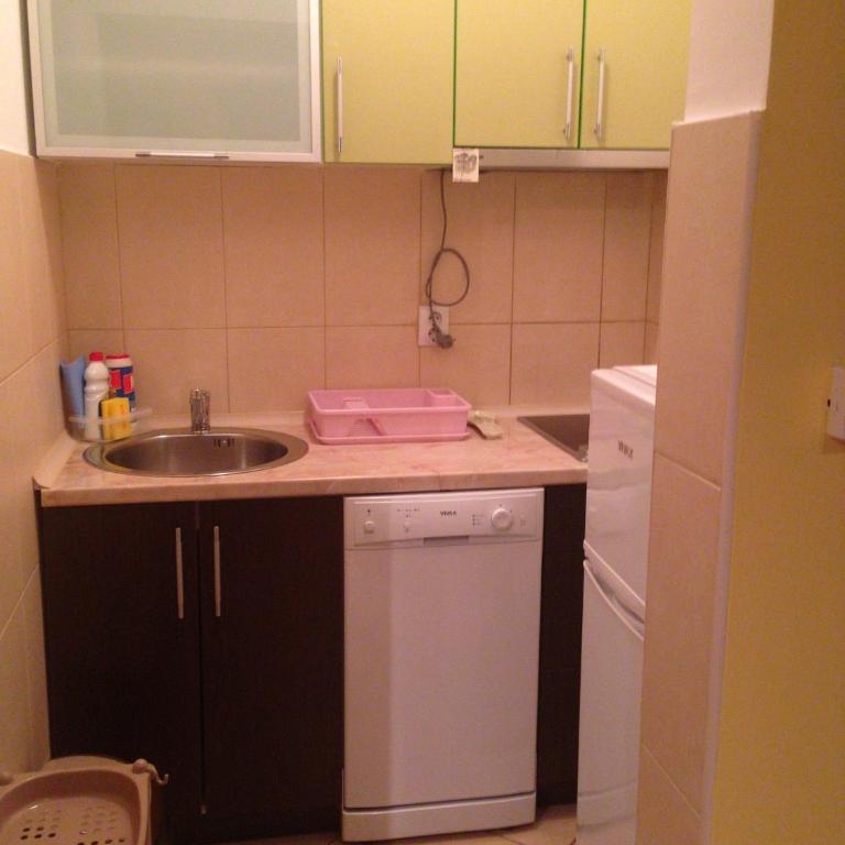 Apartments Matkovic - Two-Bedroom Apartment with Balcony - 14