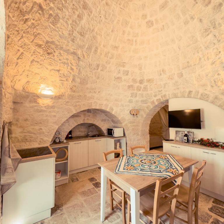 Profumi del Melograno Trulli Resort - Deluxe Room (2 Adults + 1 Child) - 4