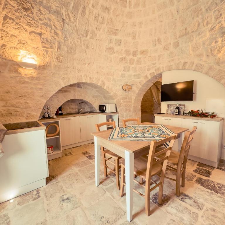 Profumi del Melograno Trulli Resort - Deluxe Room (2 Adults + 1 Child) - 5