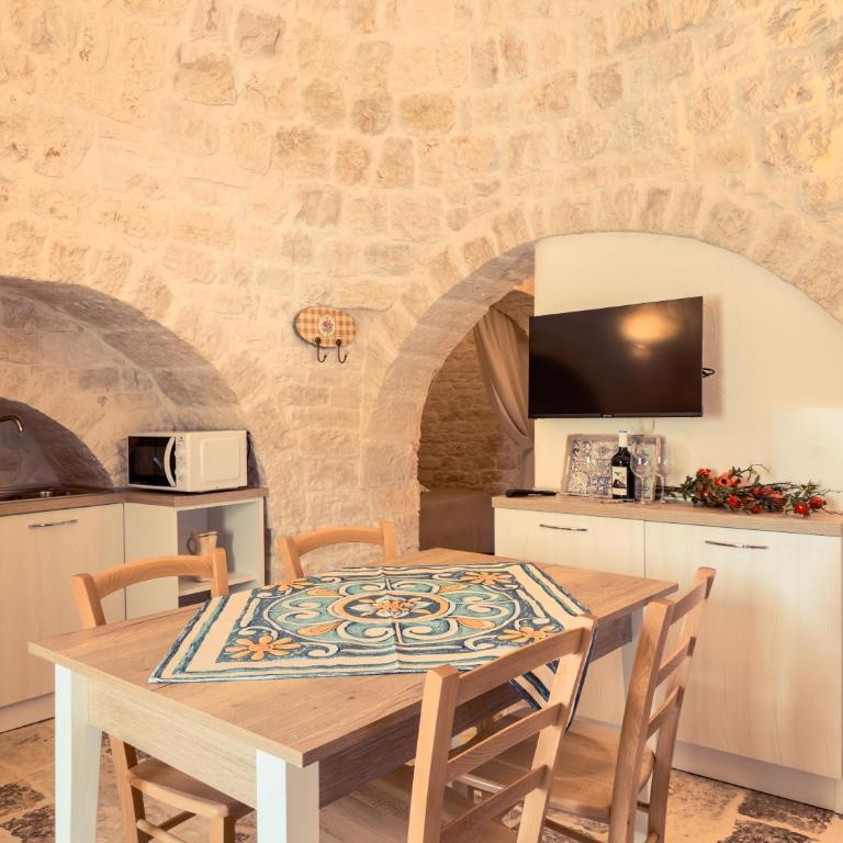Profumi del Melograno Trulli Resort - Deluxe Room (2 Adults + 1 Child) - 8