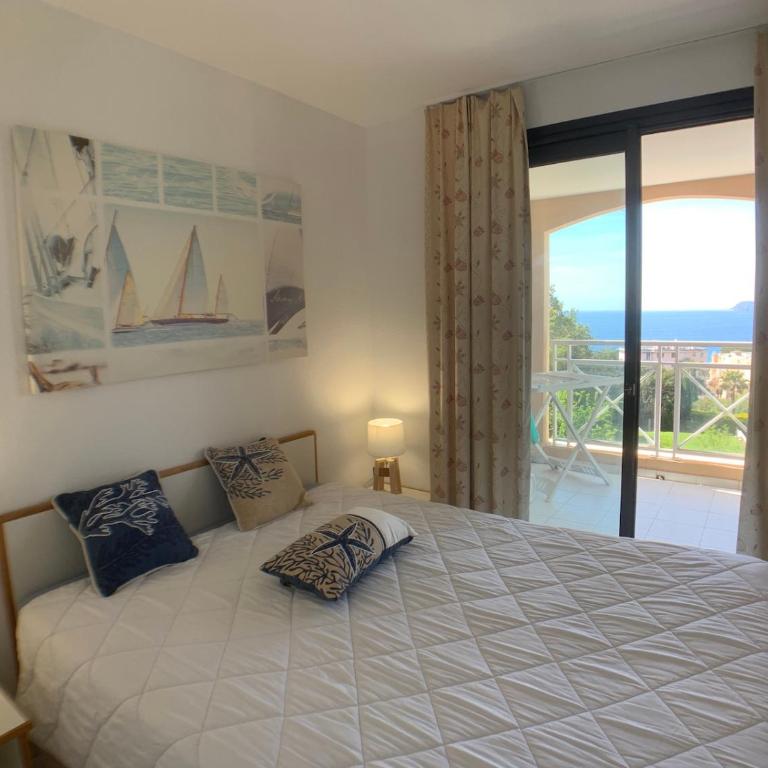 Villa FRANCIA bat Van Gogh - Appartement 2 Chambres avec Balcon et Vue sur la Mer - 32