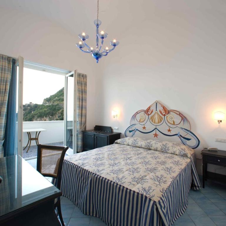 Palazzo Marzoli charme Resort - Small Luxury Hotel - Camera Matrimoniale Comfort con Vista Mare - 3