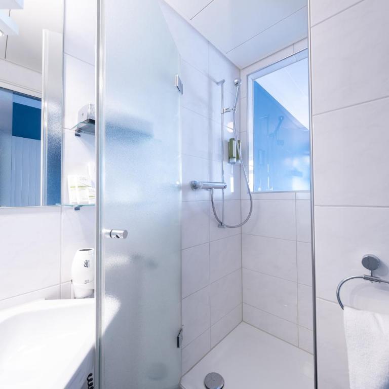 Hotel Royal Luzern - Einzelzimmer mit Seeblick - 5