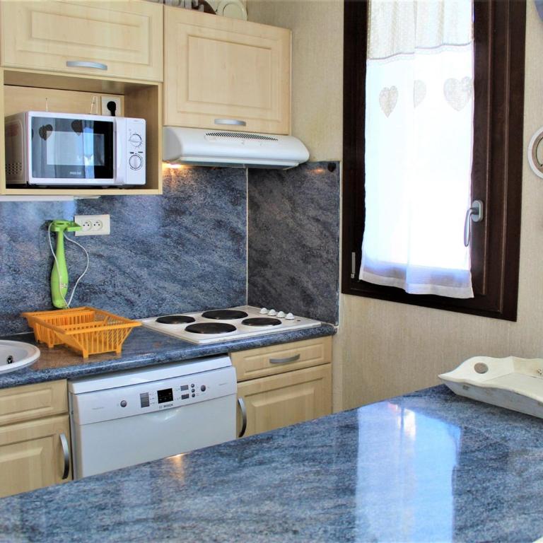 Appartement cosy à Risoul 1850 : 2 pièces, coin montagne, 6 couchages, ski aux pieds, terrasse sud - Appartement 1 Chambre - 7