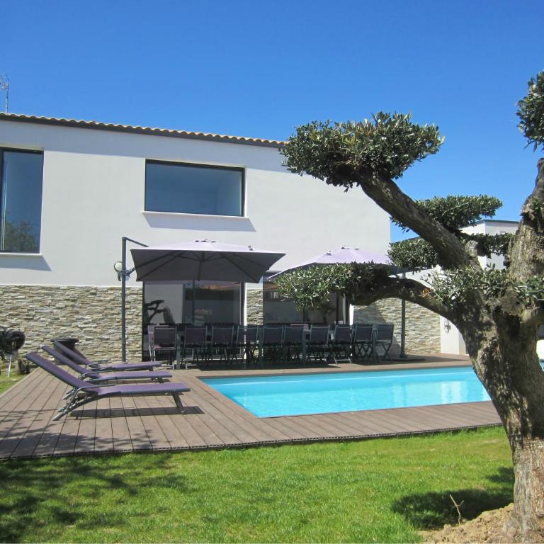 Villa piscine chauffée et spa en options - Villa - 1