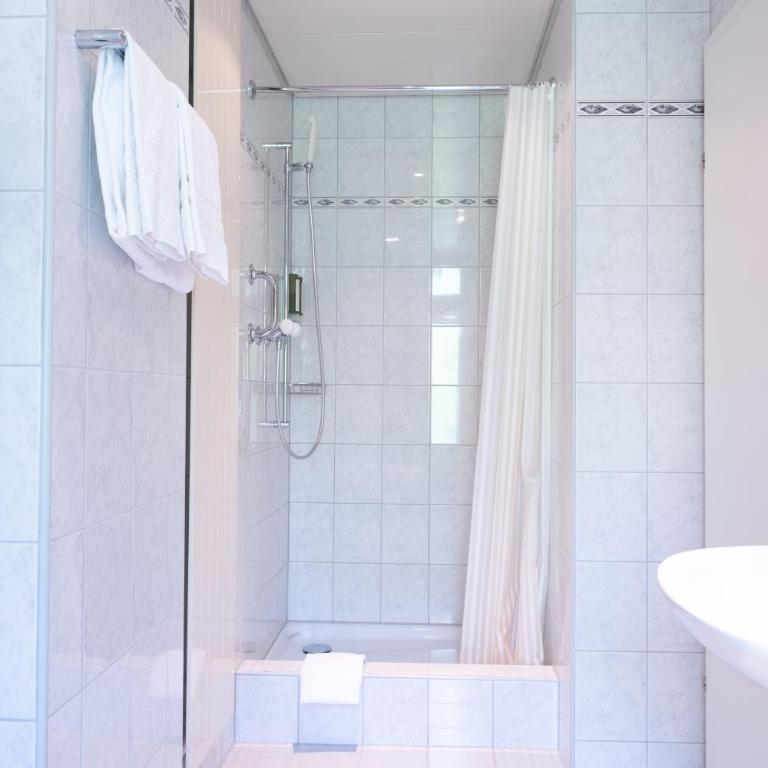 Hotel Royal Luzern - Doppelzimmer - 4