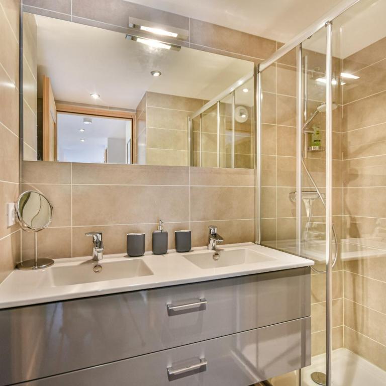 Appartement T4 aux Gets - 6 à 8 pers avec Parking - FR-1-685-87 - Apartment - 9