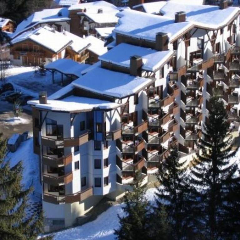 Appartement skis aux pieds, 4 couchages, balcon, wifi inclus - FR-1-513-66 - Appartement - 9