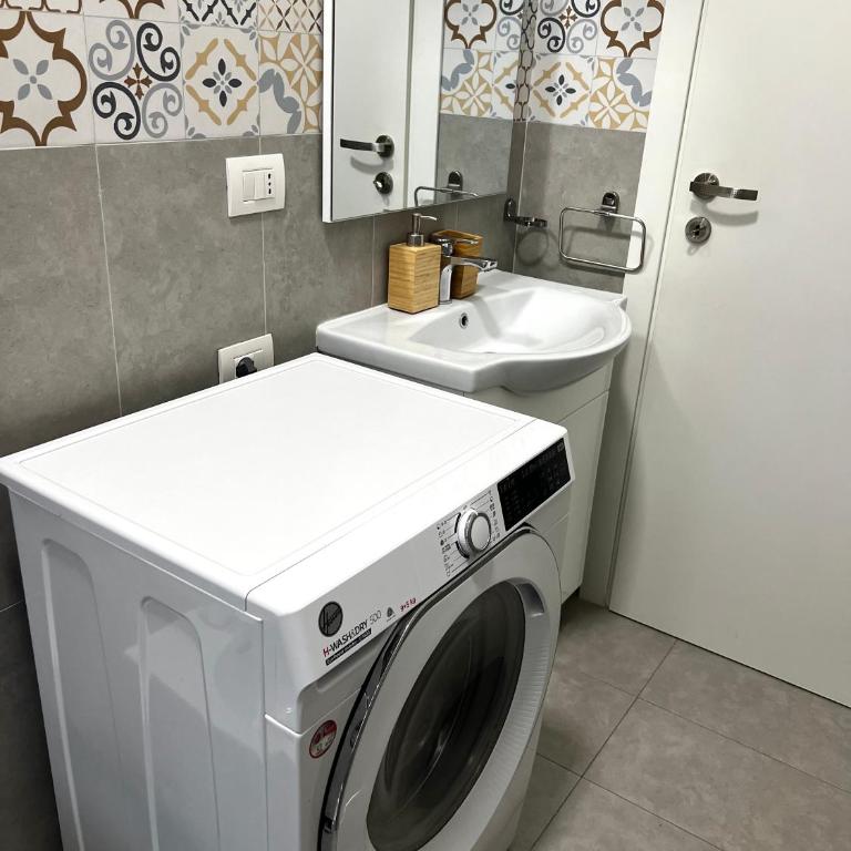 Elegant and with terrace, 15 min from Navigli and the center - Appartamento con 1 Camera da Letto - 15