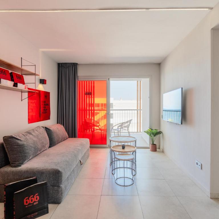 Ryans Ibiza Apartments - Only Adults - Apartamento de 3 dormitorios con vistas al mar - 1